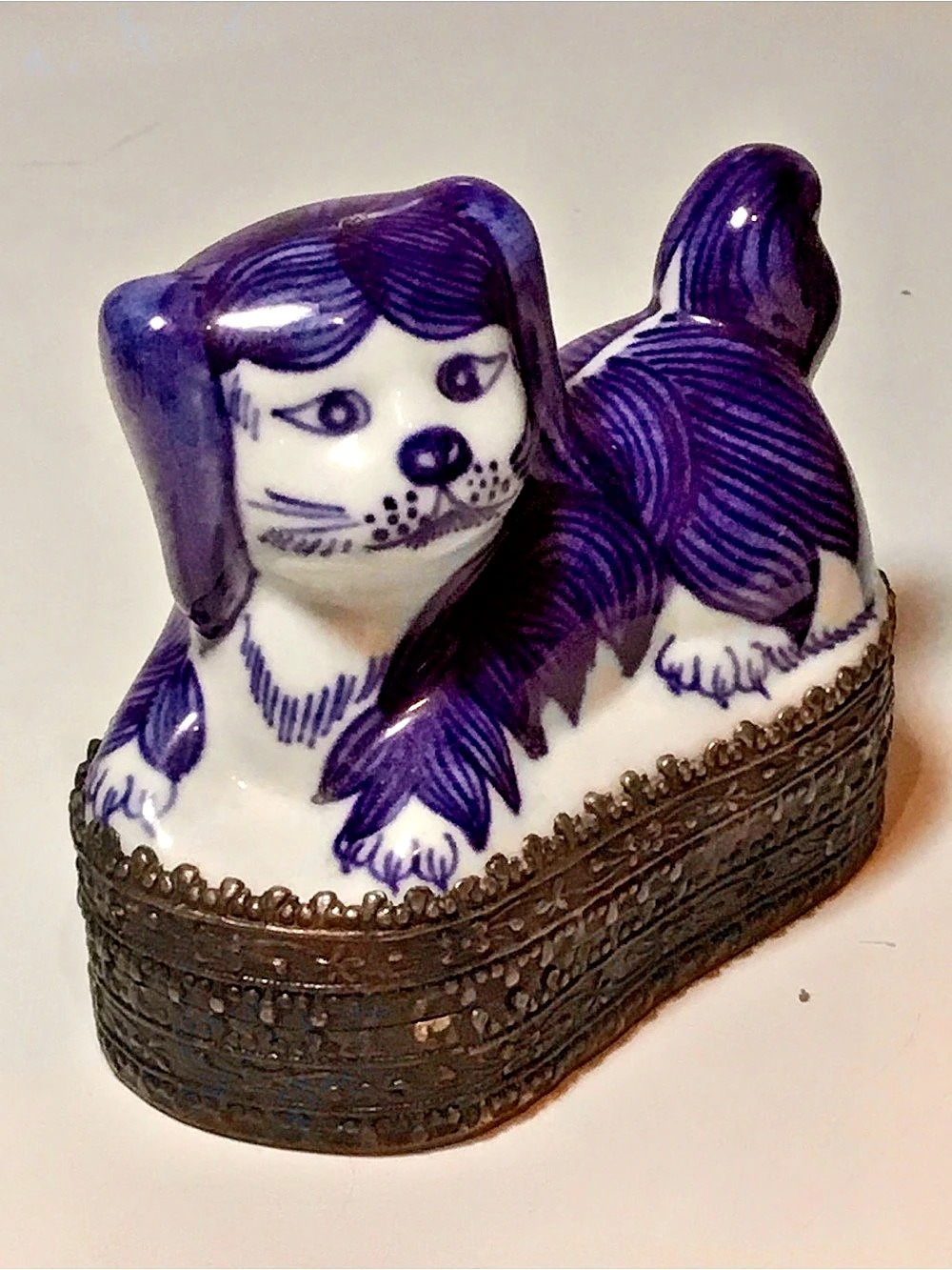 Vtg Blue Willow Porcelain Silver Trinket Box